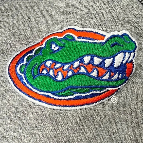 Captivating Gators Pullover - Picture 2 of 5